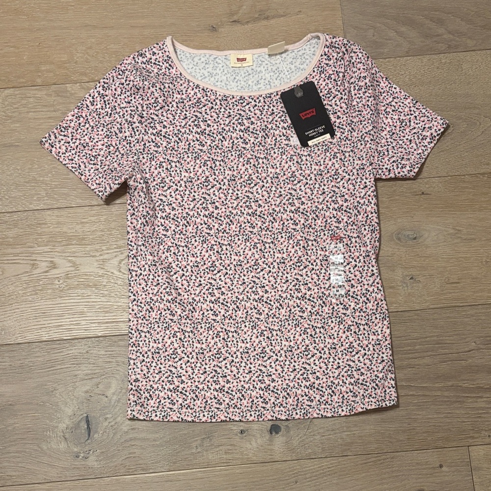 Levi's Pink Rose Short-Sleeve Honey Tee